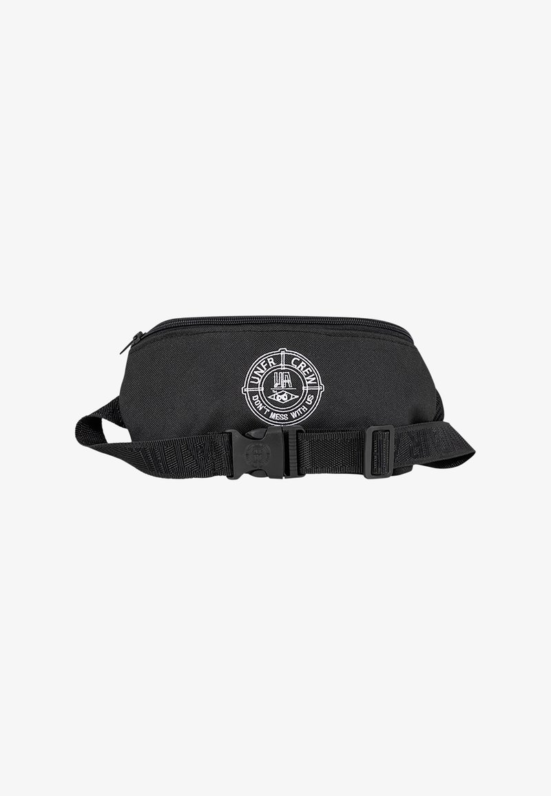 Zwarte heuptas met ritssluiting, verstelbare band, kunststof gesp en een cirkelvormig wit logo met de tekst "UNER CREW DON'T MESS WITH US."