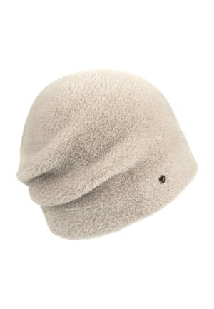 Zachte, lichtbeige, fuzzy beanie-muts met een losse pasvorm en een klein zwart knoopdetail aan de zijkant.