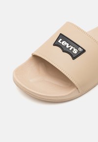 Levi's® JUNE BATWING - Mules - light beige