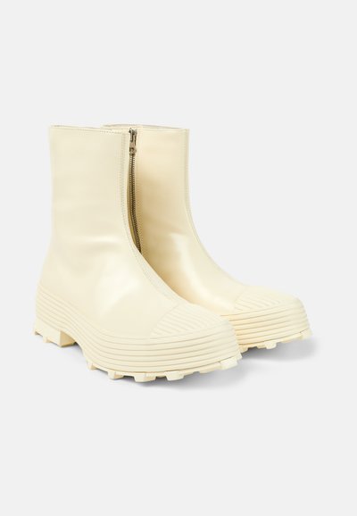 CAMPERLAB TRAKTORI - Bottes en caoutchouc - weiß natural