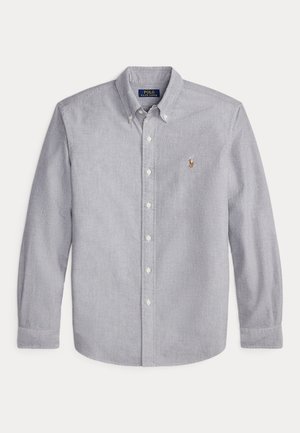 Jasnoszara koszula Polo Ralph Lauren z długim rękawem, zapinana na guziki, z kołnierzykiem i małym haftowanym logo na lewej piersi.