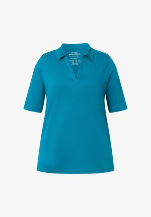 Türkisfarbenes Kurzarm-Poloshirt mit V-Ausschnitt und lockerer Passform, aus Pima-Baumwolle, Größenschild innen im Kragen sichtbar.