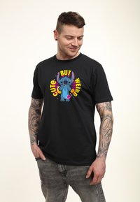 Henry Tiger DISNEY STITCH CUTE BUT WEIRD - Triko s potiskem - black