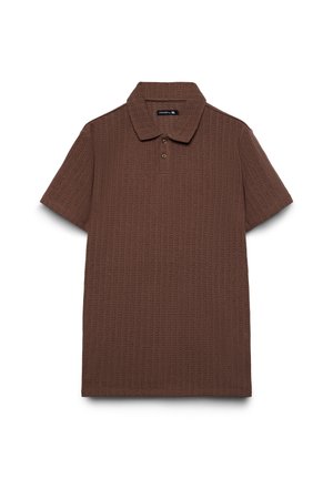 Polo a maniche corte marrone in maglia con motivo testurizzato, pattina con due bottoni e colletto, taglia XL su sfondo bianco.