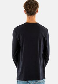 Fred Perry Longsleeve - bleu