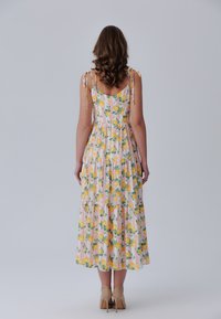 Laurella NEELY LEMONS - Maksi suknelė - off white