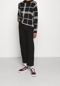 Roxy Trui - black