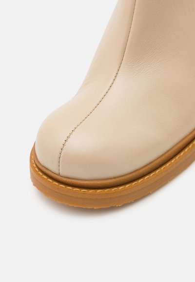 See by Chloé BONNI - Botines con plataforma - natural