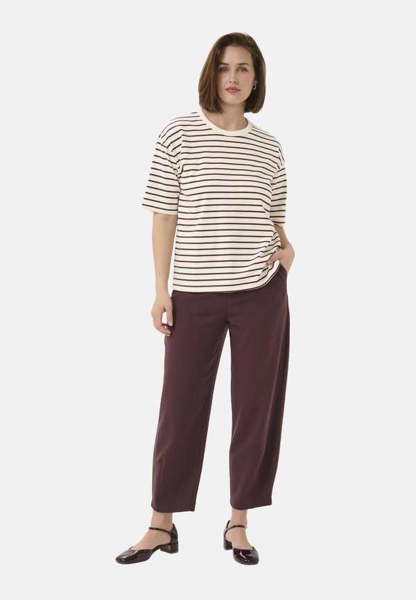 WINNY 1/2 SLEEVE - Print T-shirt2