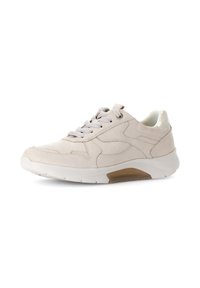 Beige Wildleder-Sneaker mit synthetischen Akzenten, strukturierten Überzügen und runder Zehenpartie. Verfügt über graue Schnürsenkel und eine gepolsterte weiße Sohle mit braunen Details.