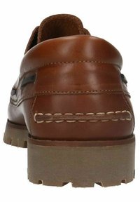 Braune Leder Schuhe mit glatter Textur, im Slip-On-Design, mit weißen Nähten und einer robusten Gummisohle. Die Rückansicht zeigt einen abgerundeten Absatz.