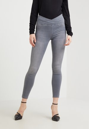 Vaqueros pitillo - grey denim