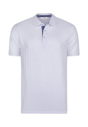 Biały polo z krótkim rękawem z subtelnym kratkowanym wzorem, plisą na guziki i kontrastującym niebieskim wewnętrznym kołnierzem.