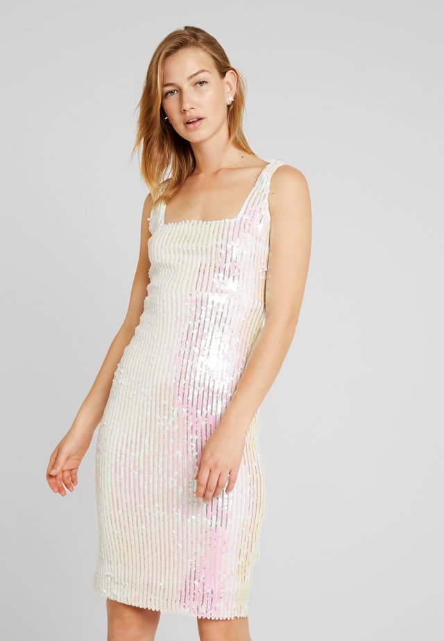 SEQUIN DRESS - Sukienka etui - white