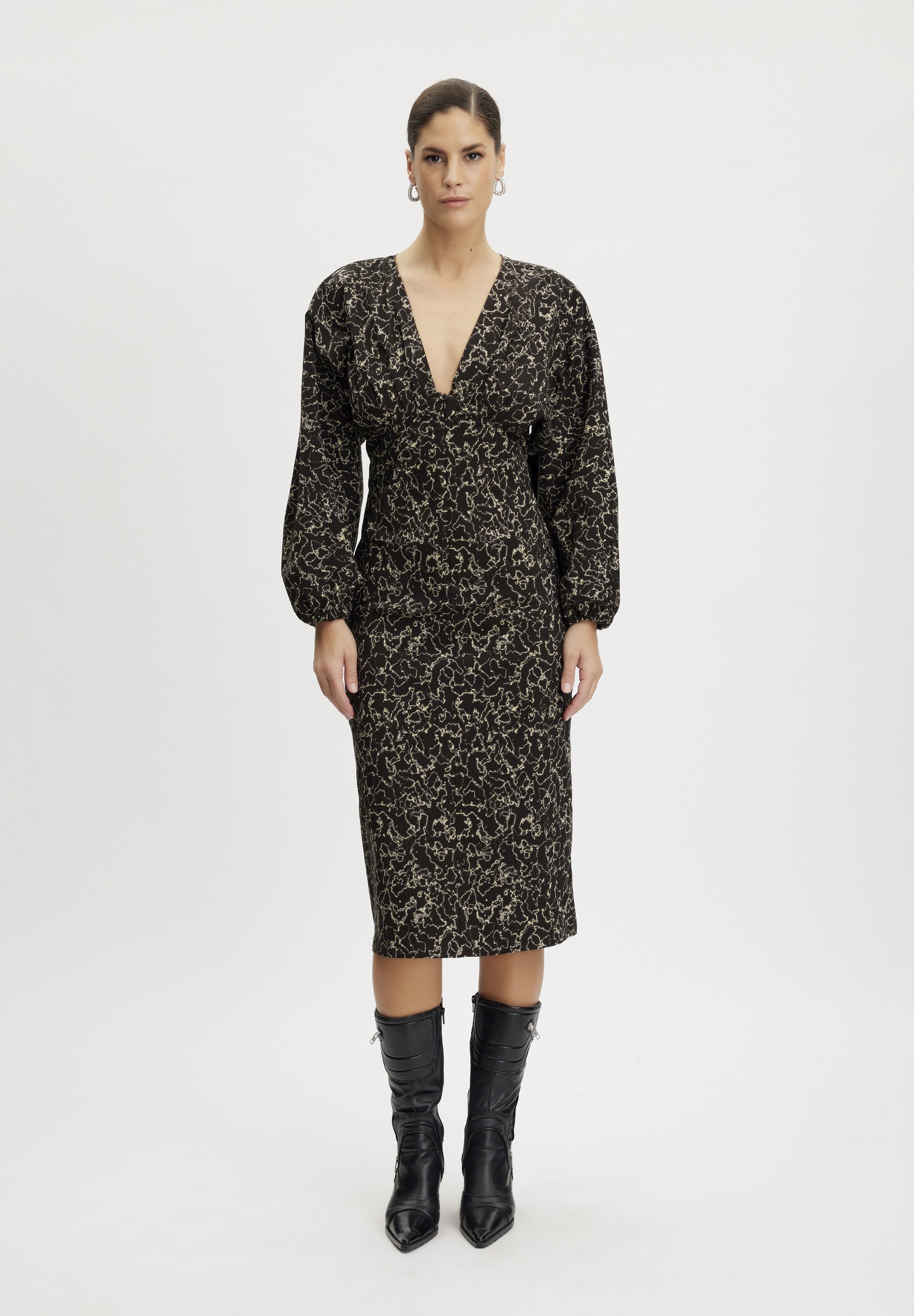 Gestuz - Gzdorah P Wrap Dress 10911150 - 109386 - Birch Dot