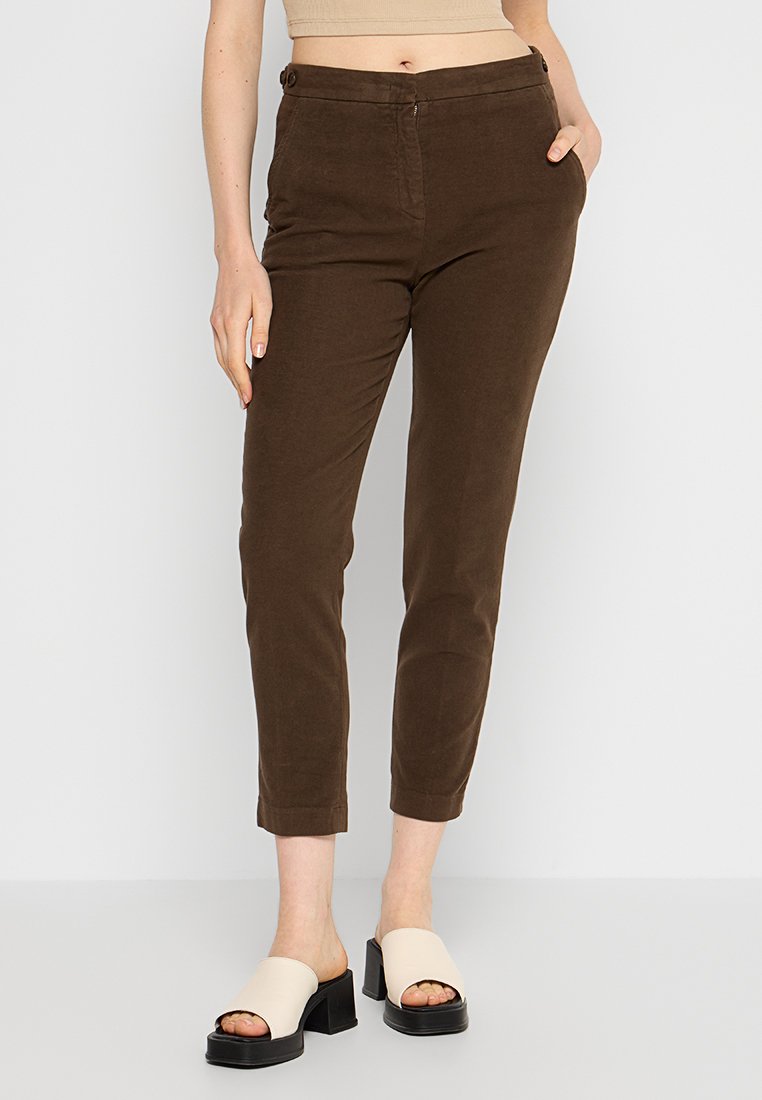 ASPESI Chino donkerbruin ASPESI Chino donkerbruin