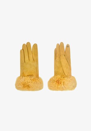 Guanti in suede giallo con un soffice polsino in pelliccia, caratterizzati da un'accortezza floreale e da cuciture decorative lungo le dita.