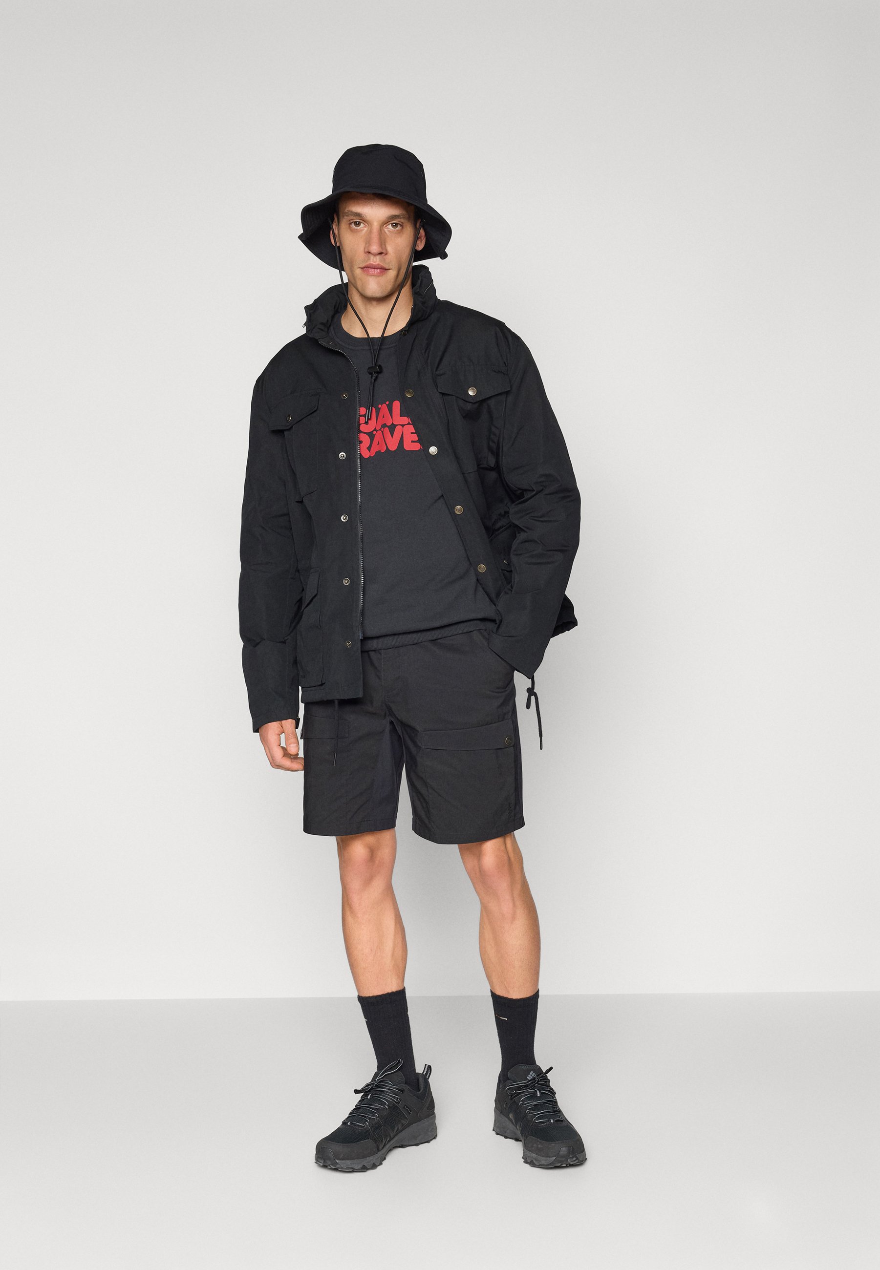 Fjällräven RÄVEN JACKET - Outdoor jacket - black - Zalando.co.uk