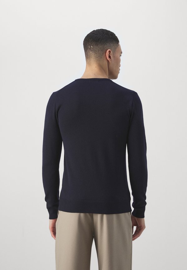 LYMANN V NECK - Jumper2