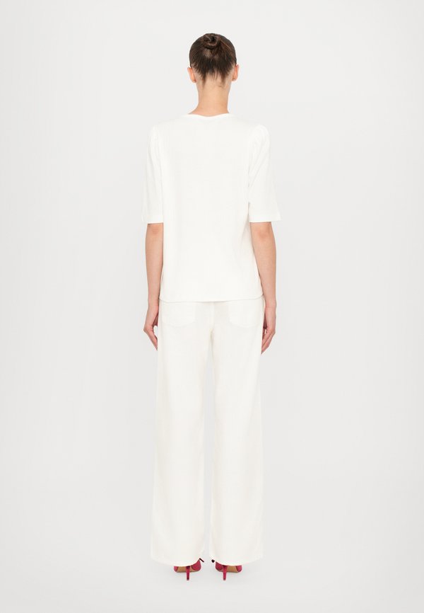 PARSA - Basic T-shirt2