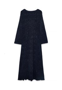 Robe longue bleu marine à manches longues, en tissu texturé, avec des détails plissés et un ourlet à volants. Matière douce et légère.