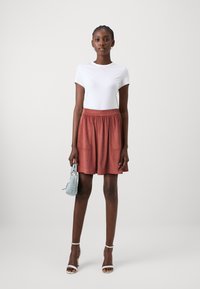 VILA VICHOOSE SKIRT - Minijupe - apple butter