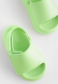 Next ADJUSTABLE REGULAR FIT - Sandaler - fluro green