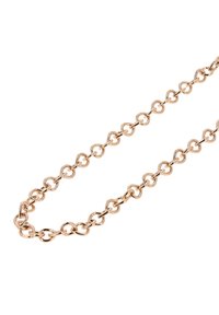 Roze gouden ketting met hartvormige schakels op een witte achtergrond.