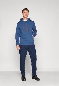 Timberland BROOKLINE PANT  - Cargo trousers - dark sapphire