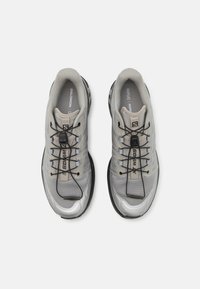 Salomon Zapatillas - light grey