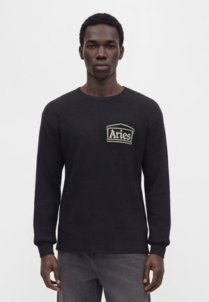 Aries, REVERSIBLE BARBED LOVE TEMPLE TEE - T-shirt à manches longues - black