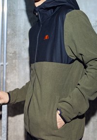 Ellesse Forro polar - olive