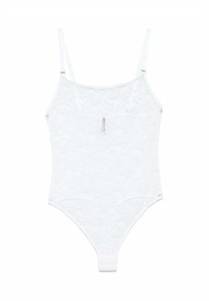 Maison Close, FLASHBACK - Body - white