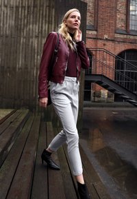 Maze GRENADA - Lederjacke - wine