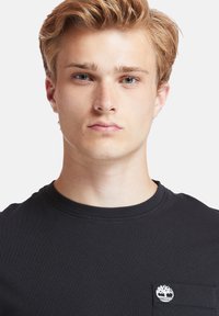Timberland DUNSTAN RIVER POCKET TEE - T-shirt basic - black