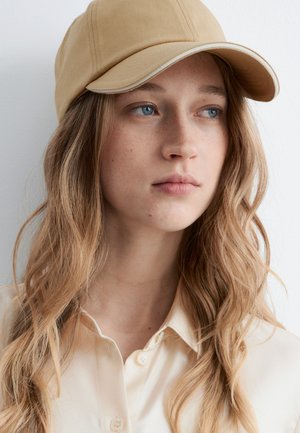 & OTHER STORIES, Gorra - yellow