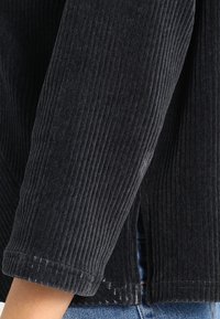 OPUS Felpa - dark grey