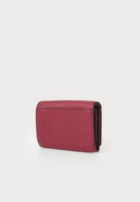 MICHAEL Michael Kors BRYANT czerwony