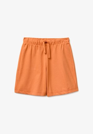 Oranje katoenen short met elastische tailleband en trekkoord, plat liggend op een witte achtergrond.