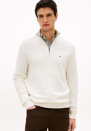 Tommy Hilfiger, QUARTER ZIP MOCK NECK - Svetrík - ivory petal