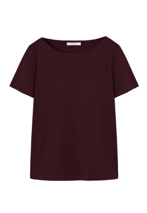 Bordové tričko s krátkym rukávom, okrúhlym výstrihom, jemnou textúrou a voľným strihom, vyrobené z priedušnej tkaniny.