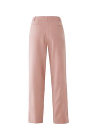 Vista posteriore di pantaloni a vita alta, dritti, color rosa polveroso, con passanti per cintura e due tasche a filetto posteriori.