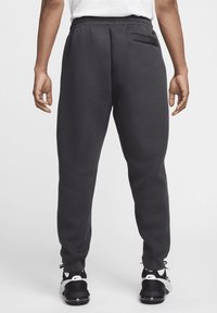 Nike Sportswear M NK TCH FLC PANT RI - Tréningruha alsók - anthracite/(anthracite)