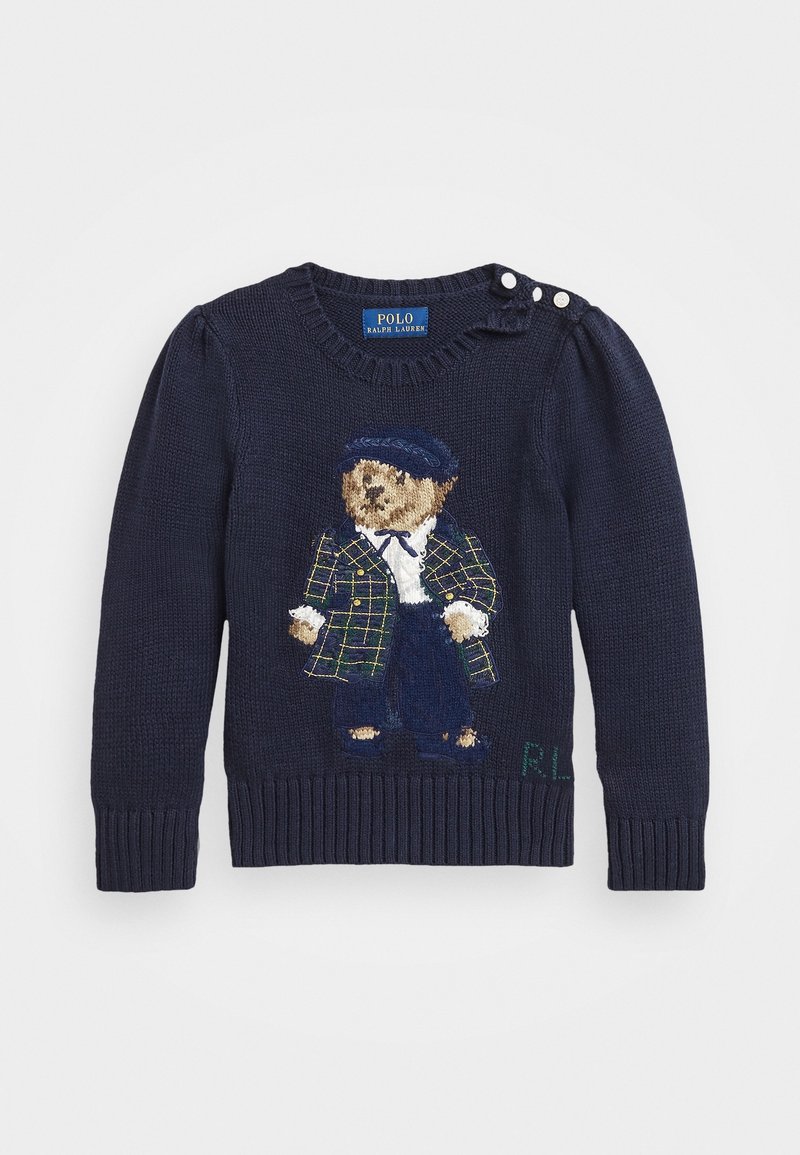 Pull en maille bleu marine avec un ours portant une veste à carreaux, une chemise blanche et une casquette marine, avec des fermetures à boutons à l'épaule et les initiales « RL ».