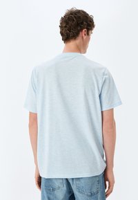 Koton - T-shirt basic