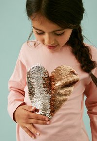 Next SEQUIN HEART STANDARD - Top s dlhým rukávom - pink gold