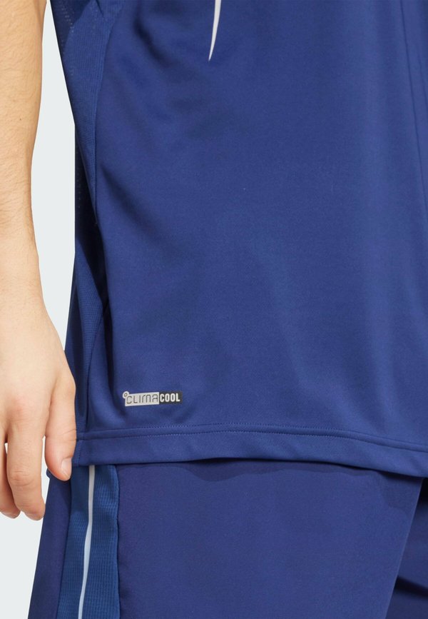 TECH APP - Print T-shirt2