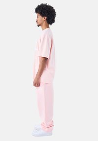 Project X Paris JOGGING POLARIS - Pantalones deportivos - rose