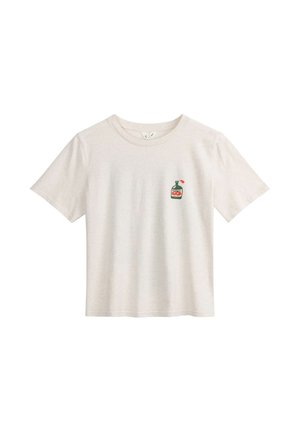 Korte mouw crèmekleurig T-shirt van zachte katoen, met een kleine groene flesafbeelding met rode accenten op de linkerkant van de borst.