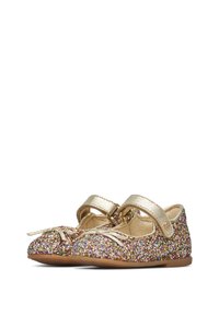 Zapatos Mary Jane multicolor brillantes para niñas con tiras doradas y lazos, mostrados uno al lado del otro sobre un fondo blanco.
